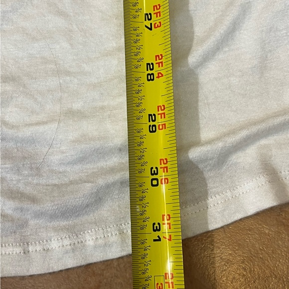 Elegant White Women's Top - Picture 13 of 16